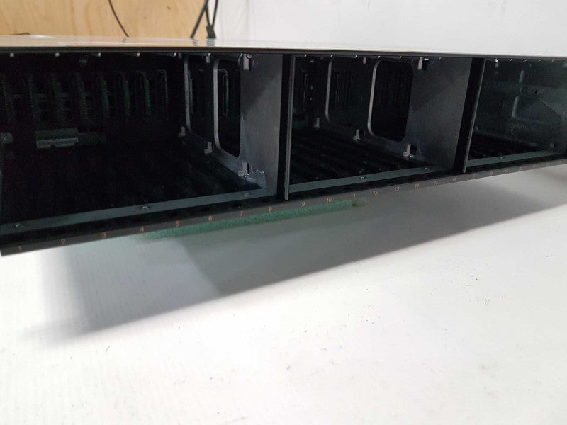 0170-6070-02 IBM Storwize V3700 Enclosure w/ 2x PWS / 2x controllers #