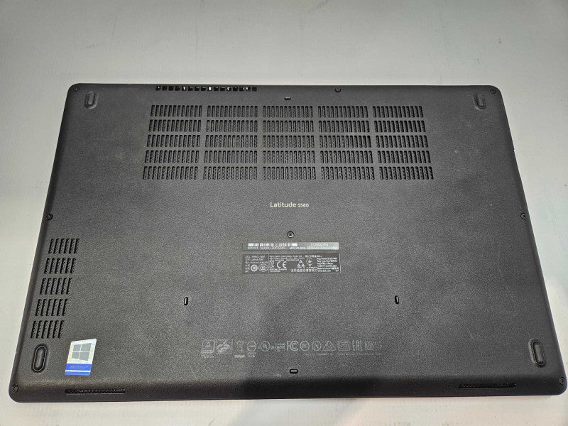 Dell Latitude 5580 i7-7820HQ 16GB 250GB SSD 940MX GPU 15.6\\" 1080P