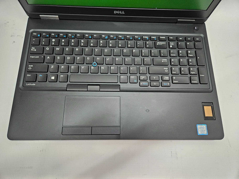 Dell Latitude 5580 i7-7820HQ 16GB 250GB SSD 940MX GPU 15.6\\" 1080P