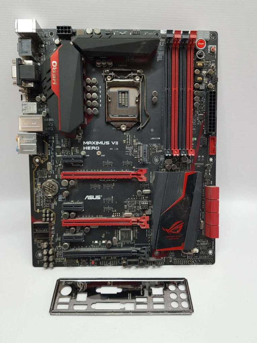 Asus ROG  Maximus VII Hero socket 1150 * for parts* *Read*