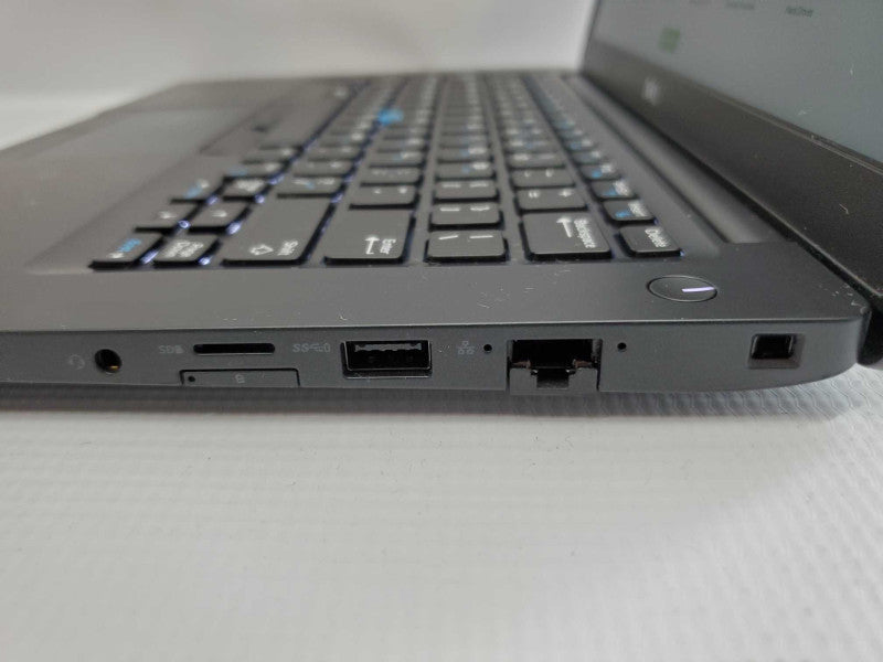 Dell Latitude 7490 14\\" i7-8650U @ 1.90GHz 8GB DDR4 250GB SSD (