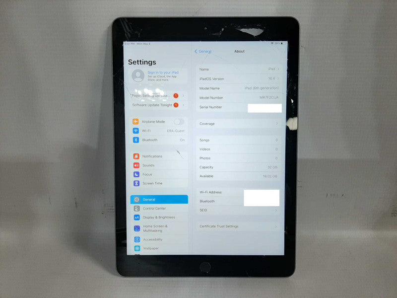 Apple iPad 6th GEN(A1893). 32GB Wi-Fi READ $