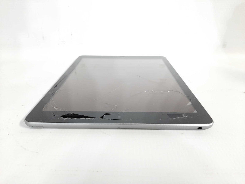 Apple iPad 6th GEN(A1893). 32GB Wi-Fi READ $