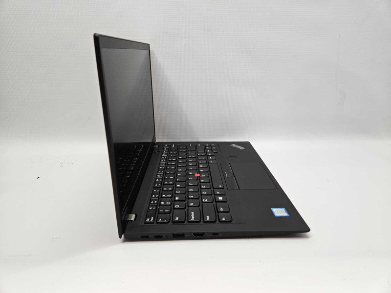 Lenovo ThinkPad X1 Carbon / i7 7500U / 8GB RAM / 256GB SSD / 14\\"