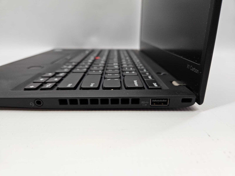 Lenovo ThinkPad X1 Carbon / i7 7500U / 8GB RAM / 256GB SSD / 14\\"