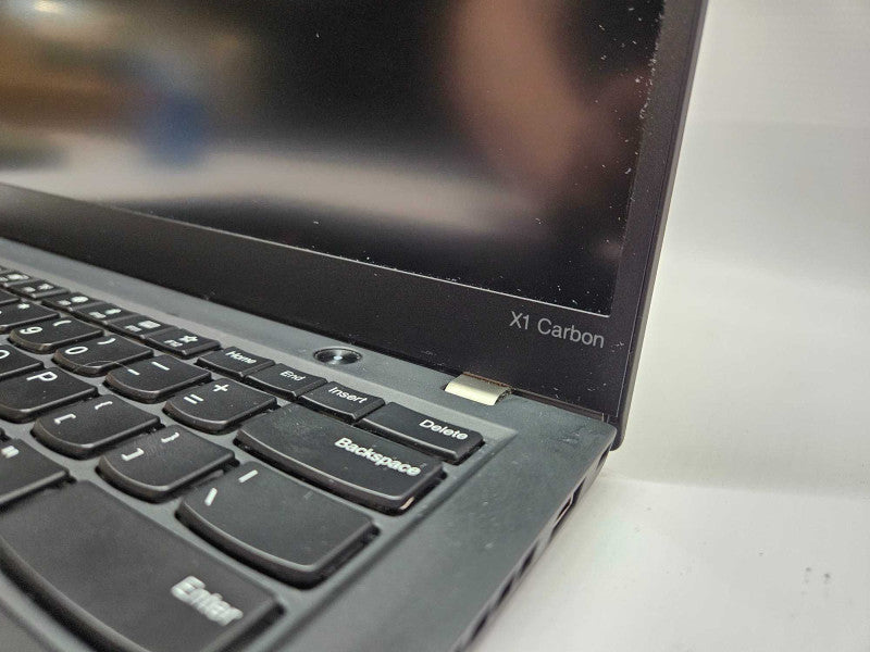 Lenovo ThinkPad X1 Carbon / i7 7500U / 8GB RAM / 256GB SSD / 14\\"
