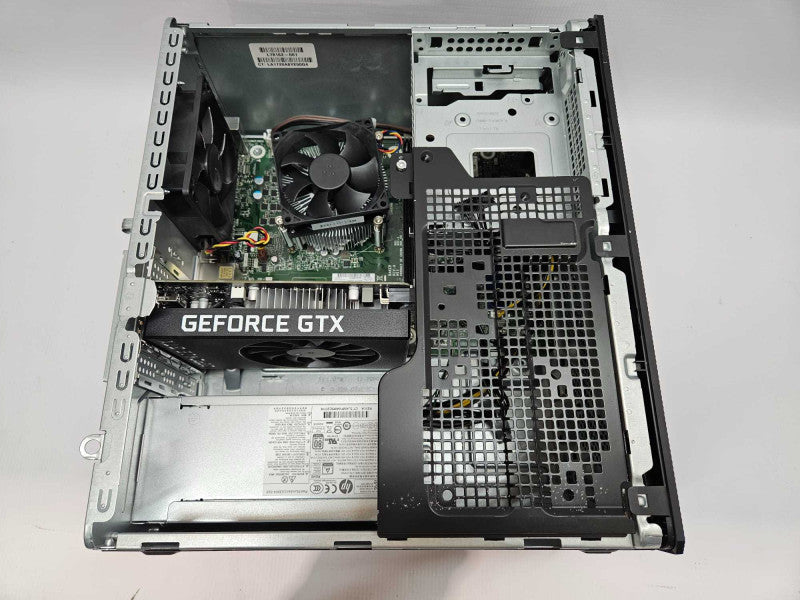 HP Pavilion Gaming i5-10400F @ 2.90GHz 8 GB RAM GTX 1650 Super 500GB SSD