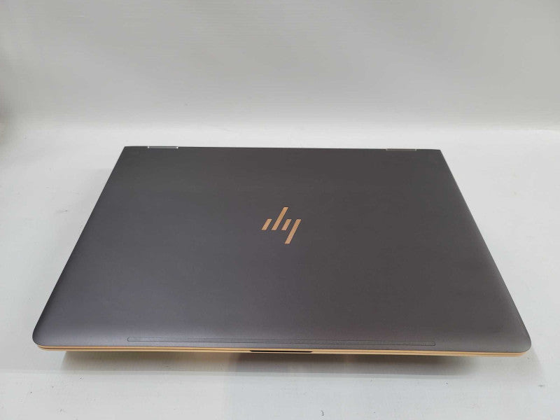 HP Spectre 17\\" i7-7500U, 16GB DDR4, 2GB GeForce 940MX, 500GB SSD