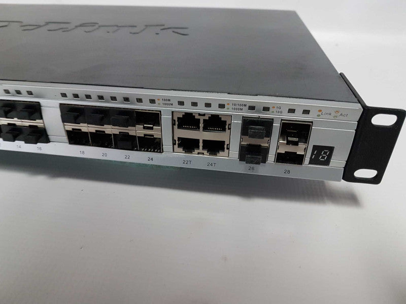 D-Link dgs-3420-28sc 28-Port xStack L2+ Managed Stackable Gigabit Fiber  #