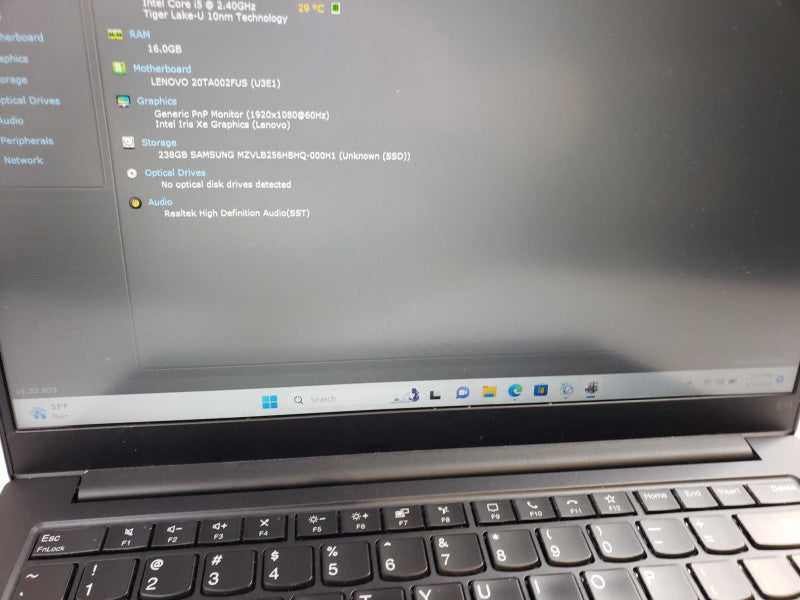 Lenovo ThinkPad E14  Gen 2 intel i5-1135G7 @ 2.40GHz / 16GB Ram / 256GB M.2
