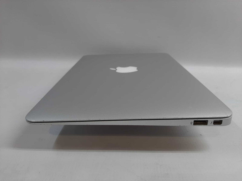 MacBook Air 11-inch Early 2014 with Intel i5 CPU 4GB RAM & 128GB Storage Q
