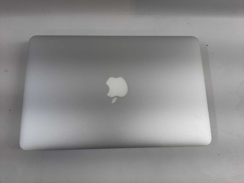 MacBook Air 11-inch Early 2014 with Intel i5 CPU 4GB RAM & 128GB Storage Q