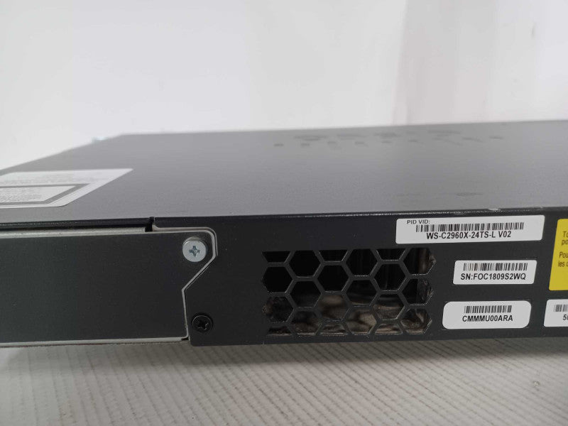 CISCO WS-C2960X-24TS-L Managed Switch 24x 1GB & 4x 1GB SFP Q_