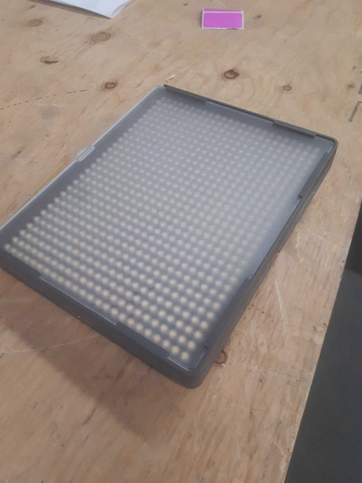 Aputure Amaran HR672c Bi-color led flood light