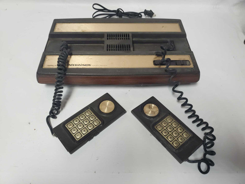 Mattel Intellivision Console with 2x Controllers (AS-IS) Q|