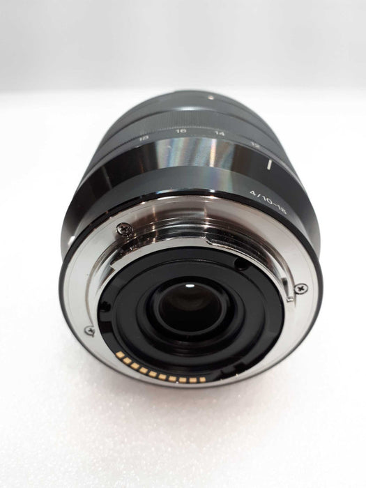 Sony 10-18mm 4/10-18 SEL1018 2088356 Lens with Lid &