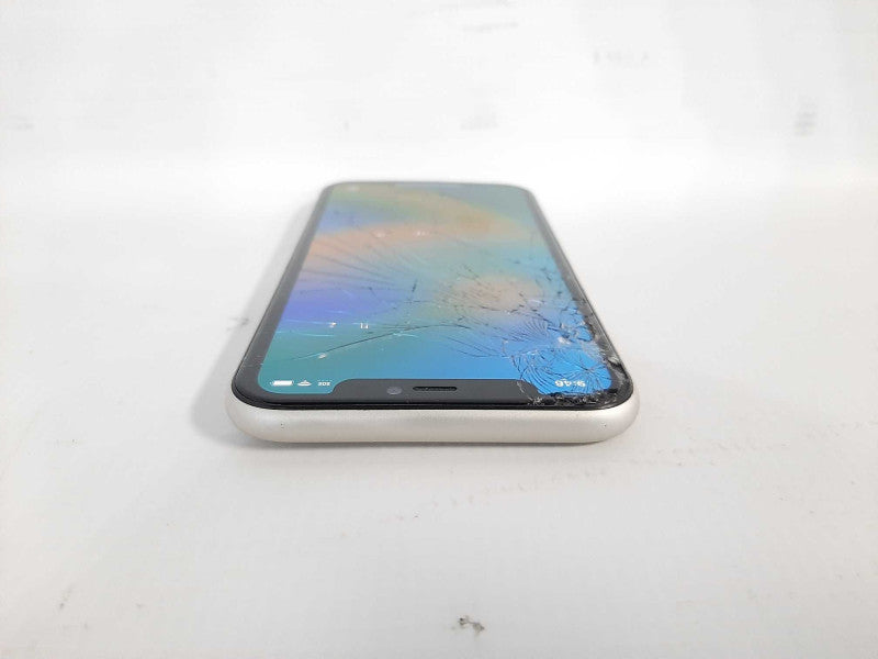 Apple iPhone 11 128GB - White READ $