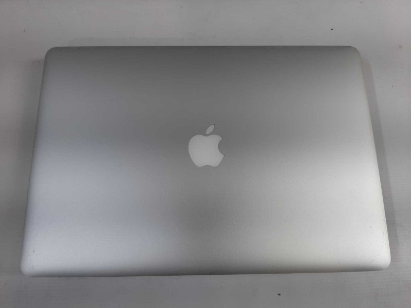 MacBook Pro 15 Retina Mid 2015 with Intel i7 CPU 2.2GHz 16GB RAM & 256GB