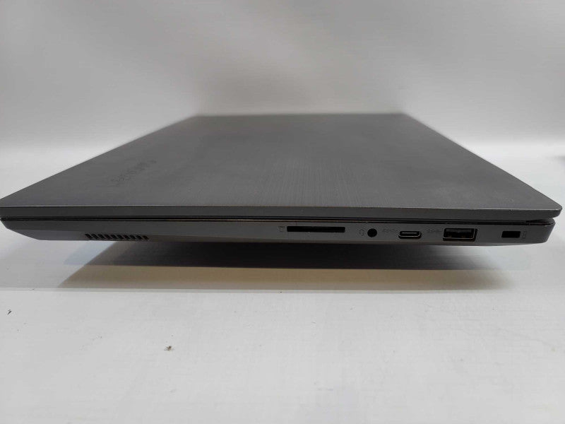 Lenovo V330 15\\" AMD Ryzen 5 2500u, 6GB DDR4, 480GB SSD **READ Q
