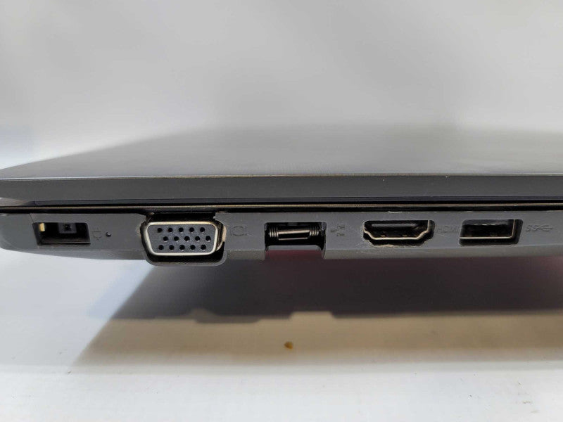 Lenovo V330 15\\" AMD Ryzen 5 2500u, 6GB DDR4, 480GB SSD **Read Q