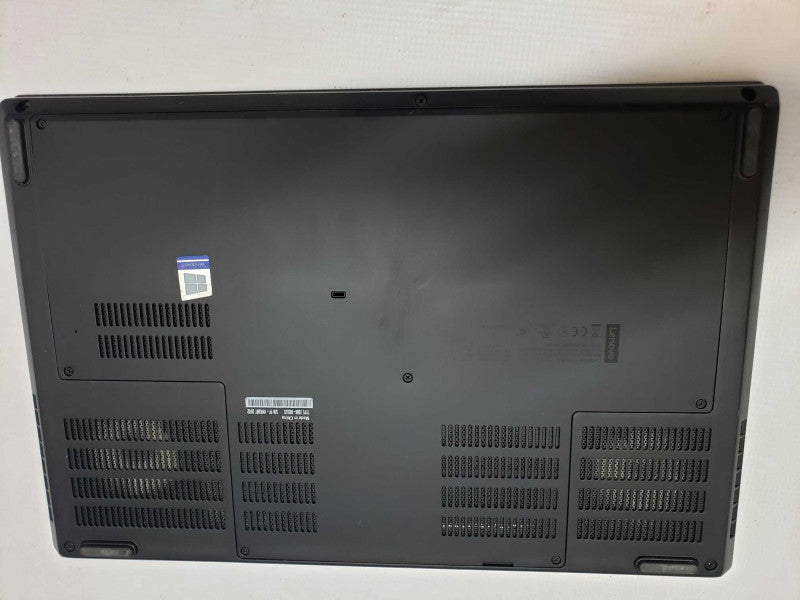 Lenovo ThinkPad P53 intel i7-9750H @ 2.6GHz / 16GB Ram / 256GB M.2