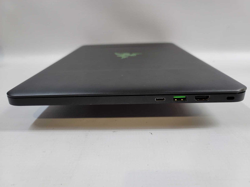 Razer Blade RZ09-01953 14\\" 16GB DDR4, 2GB GeForce GTX 1060, 1TB SSD