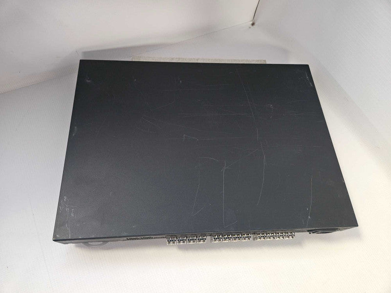 IBM 2498-B24 24-Port Fibre Channel Switch, 2498-B24 )