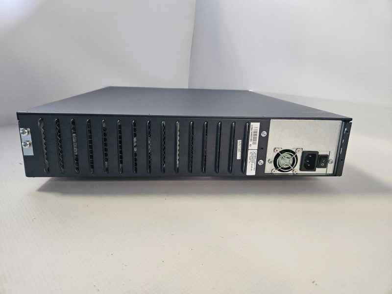 Juniper SSG-550M-SH 500 Series 4x 1 Gigabit RJ-45 6x Module Slot Gateway )