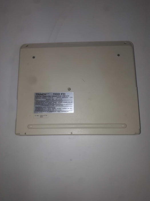 Vintage Tandy 1100FD Desk Mate 25-3530 9\\" Laptop AS-IS