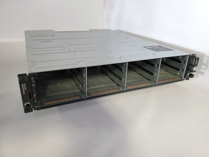 Dell PowerVault MD3200i, 2x MD32 Controllers 2x 600W 12x 3.5\\" No HDD (