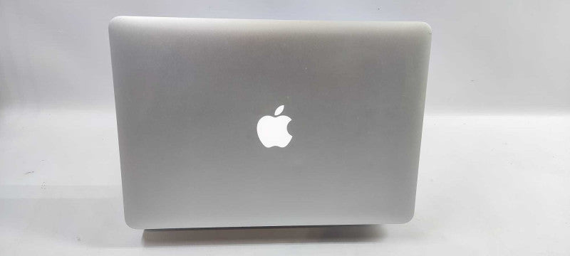 MacBook Air 13\\" Mid 2012 1.8GHz i5 4GB 64GB SSD