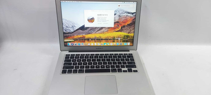 MacBook Air 13\\" Mid 2012 1.8GHz i5 4GB 64GB SSD
