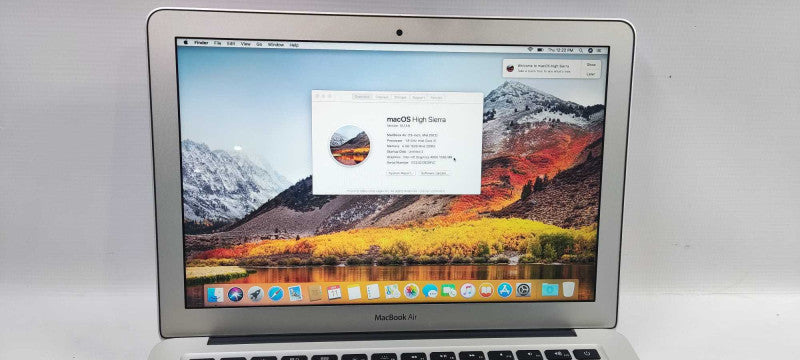 Apple Macbook Air 13\\" Mid 2015 I5 @ 1.6 GHZ 8Gb RAM 256Gb SSD