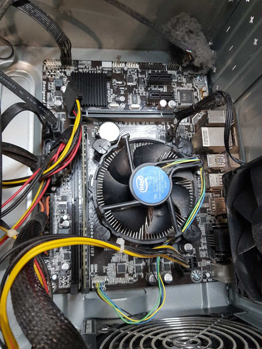 Custom PC - Pentium G4400 @ 3.30 GHZ 8GB DDR4