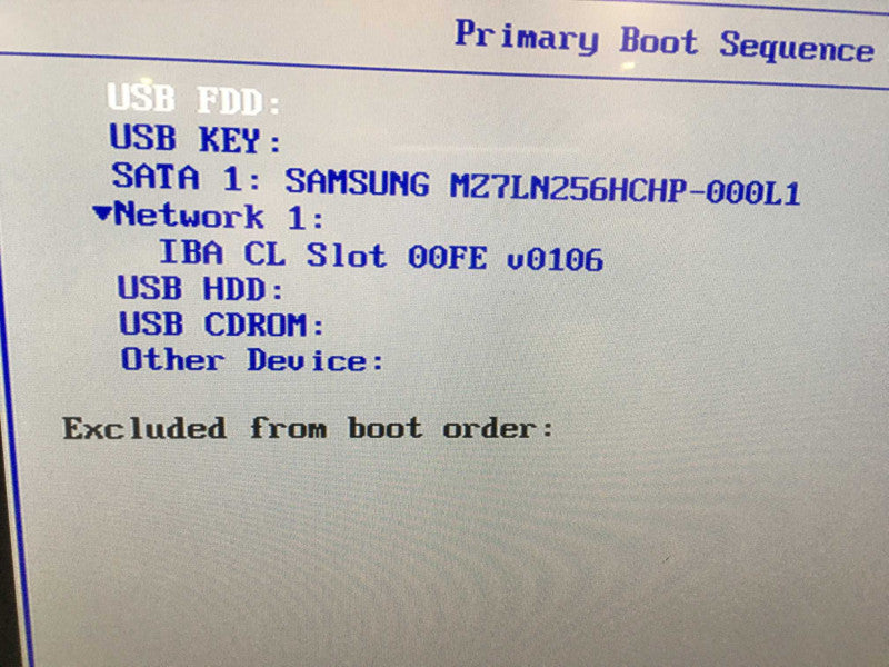 Lenovo Thinkcentre X1 23.8\\" AIO i5-6200U 2.3GHz,8GB,256GB SSD No OS,BLUETOOTH