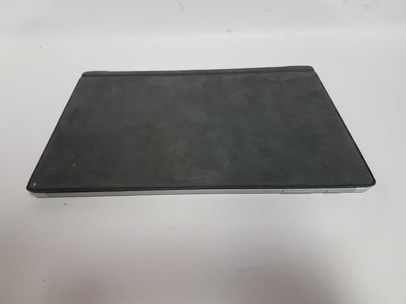 Surface Pro 7 i5-1035G7 @ 1.10ghz / 8gb ram / keyboard - READ #