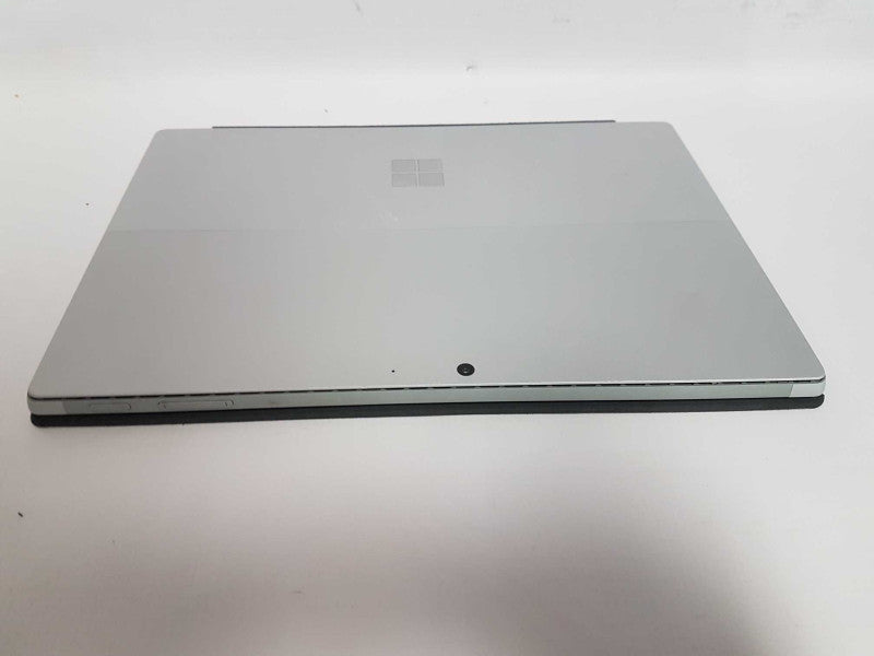 Surface Pro 7 i5-1035G7 @ 1.10ghz / 8gb ram / keyboard - READ #