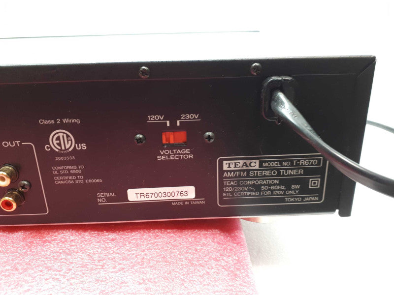 TEAC T-R670 AM/FM STEREO TUNER &
