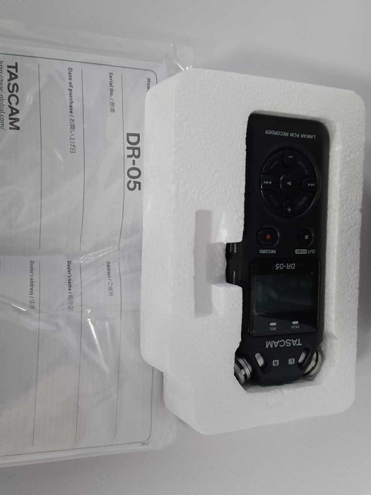 TASCAM DR-05 Stereo - Digital Audio Linear PCM Recorder  _