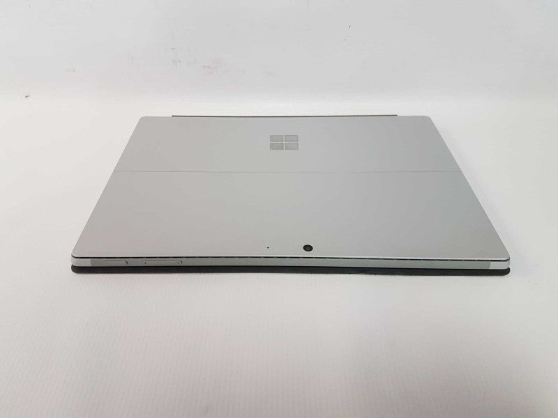 Surface Pro 7 i5-1035G7 @ 1.10ghz / 8gb ram / Keyboard - READ #