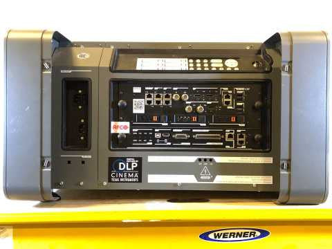 DP2Kâ6E DLP Barco Alchemy Cinema projector - Screens up to 7.5m (24ft) wide *