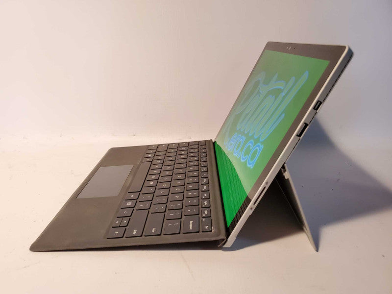 Microsoft Surface Pro 4 Core i5-6300U @ 2.40ghz 8GB DDR3 256GB SSD (