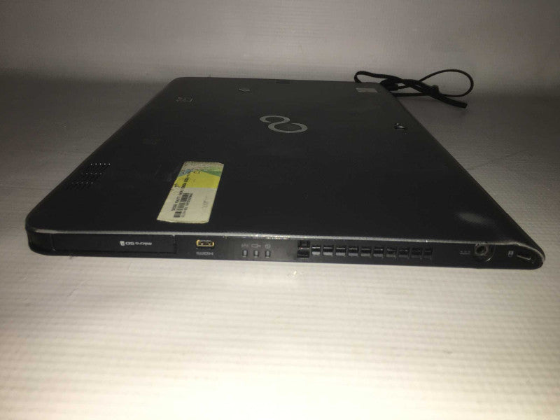 FUJITSU Tablet STYLISTIC Q736 i5-6200U 2.3 8GB RAM 128GB SSD NO Power Adapter Q