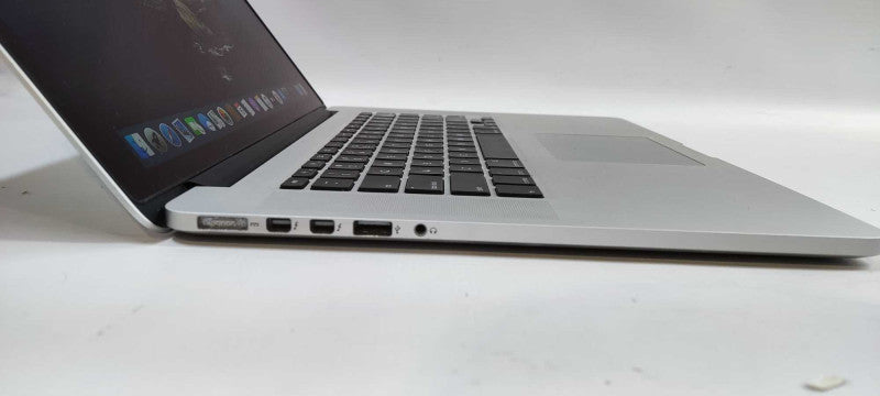 Apple MacBook Pro (Retina, 15\\", Mid 2012) Intel-Core i7 @ 2.3GHz 8GB