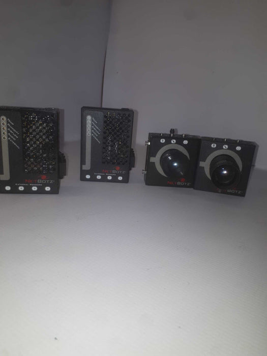 NetBotz External Sensors & Cameras x2