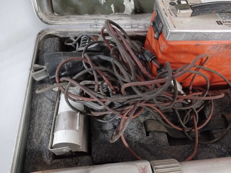 Metrotech 810 Line Tracer Utility Wire Cable Pipe Locator With Case, Read _