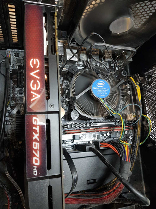 Custom PC - Intel i7-7700 @ 3.60 GHZ 8GB DDR4 with GTX 570