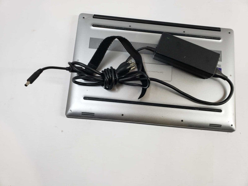 Dell Precision 5510 Xeon E3-1505M @ 2.80GHz / 8GB Ram / 256GB M.2