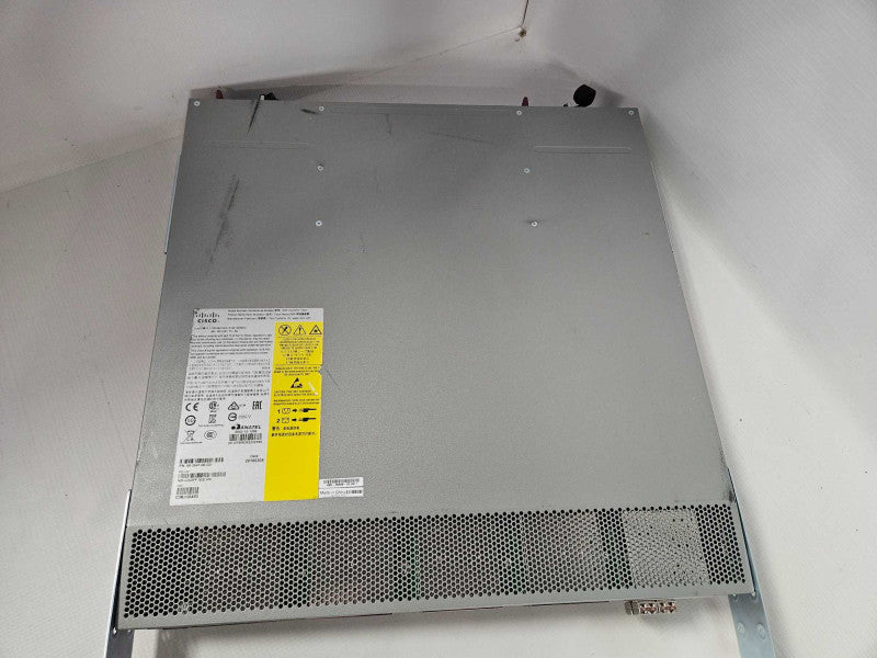 CISCO NEXUS N2K-C2232PP-10GE FABRIC EXTENDER 32X 10GB SFP+ PORTS )