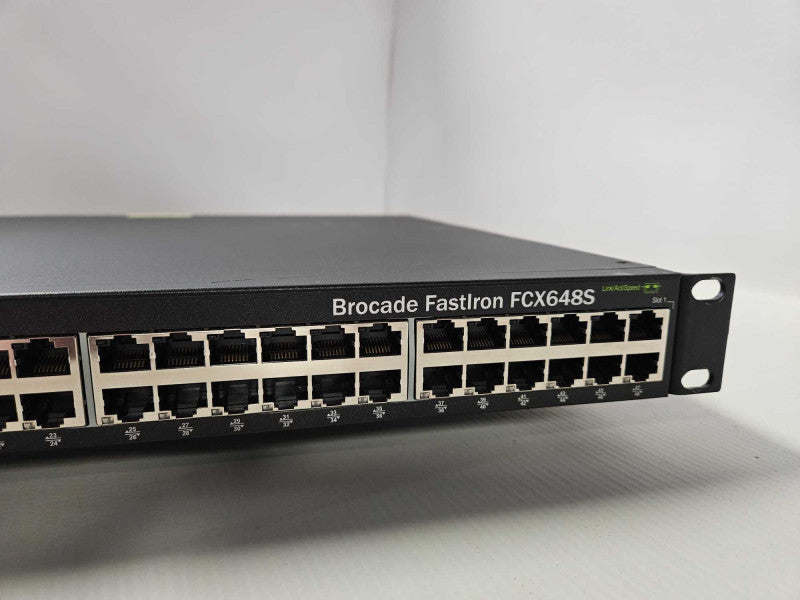 Brocade FCX 648S 48 Port Gigabit Ethernet Switch Q)